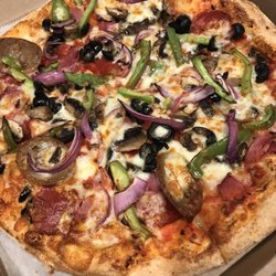 Pepi's Pizzeria - Medium pizza, delivered