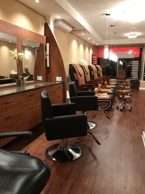 Tram S Salon 123 Photos 174 Reviews Hair Salons 4110 California Ave Sw Seattle Wa United States Phone Number