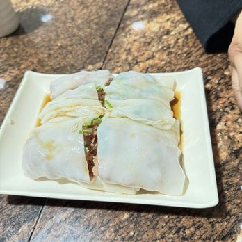 Sun Maxim's - Beef rice rolls - Bakeries Near Me - San Francisco, California Sun Maxim's - Beef rice rolls - Bakeries Near Me - San Francisco, California