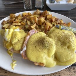 Eggs Benedict