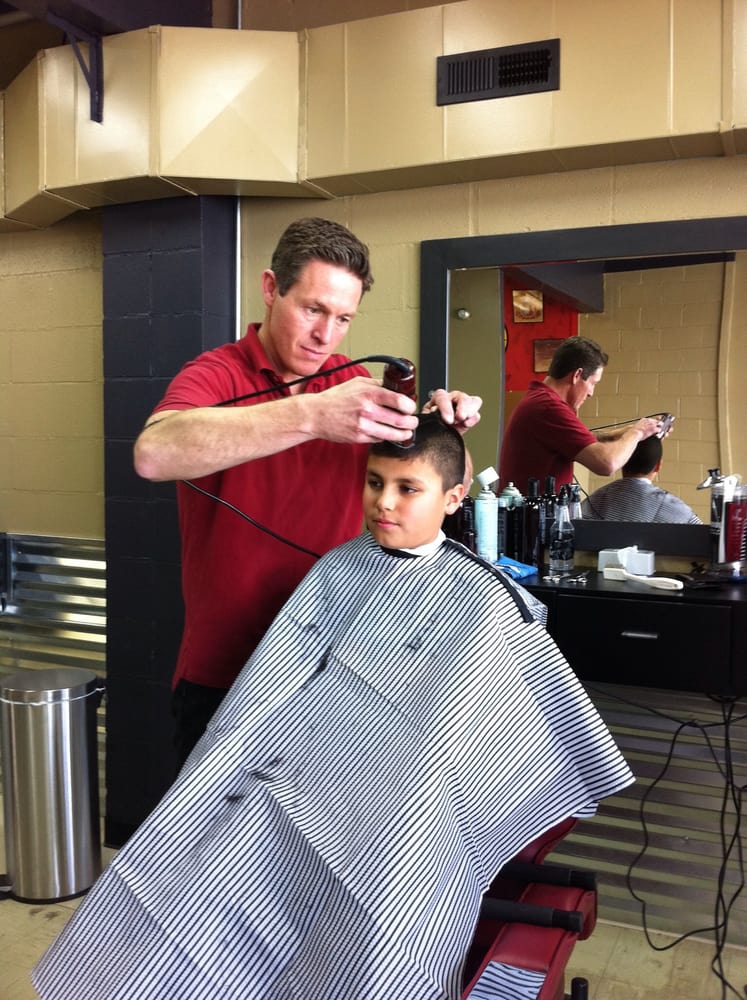 KC's Barbershop Logo