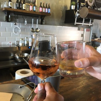 Apuro - Rosé & Jameson - Vegan Near Me - Porto, 13