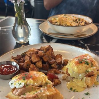 Le Gabrielle Crepes & Waffles - Salmon Benedicts - Creperies Near Me - Winder, Georgia Le Gabrielle Crepes & Waffles - Salmon Benedicts - Creperies Near Me - Winder, Georgia