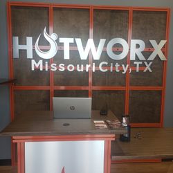HOTWORX - Missouri City