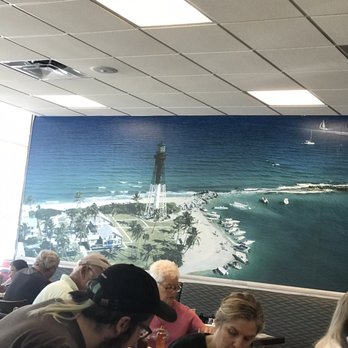Red Fox Diner - Mural - Breakfast & Brunch Near Me - Lighthouse Point, Florida