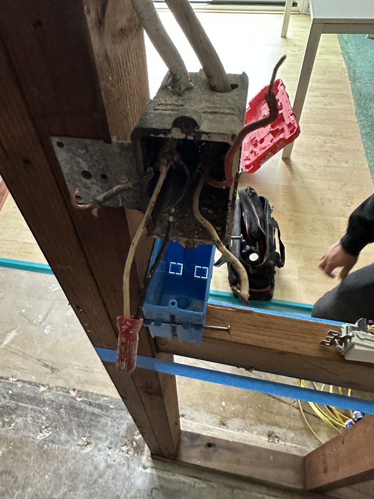 Slide of Genius Electric Power And Cabling