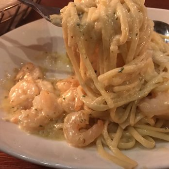 Red Lobster - (tiny) shrimp(s) linguine is good - Seafood Near Me - Valencia, California Red Lobster - (tiny) shrimp(s) linguine is good - Seafood Near Me - Valencia, California