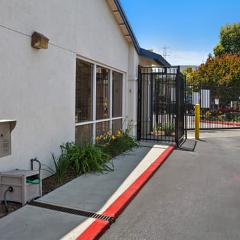 US Storage Centers - Self Storage Near Me - Hawthorne, California US Storage Centers - Self Storage Near Me - Hawthorne, California