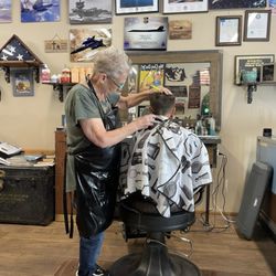Mane Attraction - Kids haircut