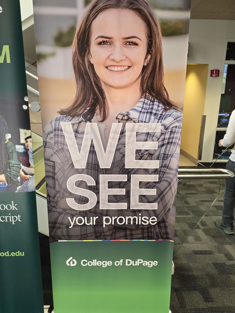 COLLEGE OF DUPAGE Updated October 2024 124 Photos & 84 Reviews