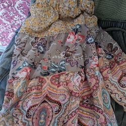 Bought it on sale & I love it, so fresh & pretty