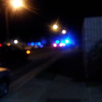 Aoao Kahe Kai - Police out in force tonight. 8 squad cars. - Apartments Near Me - Waianae, Hawaii