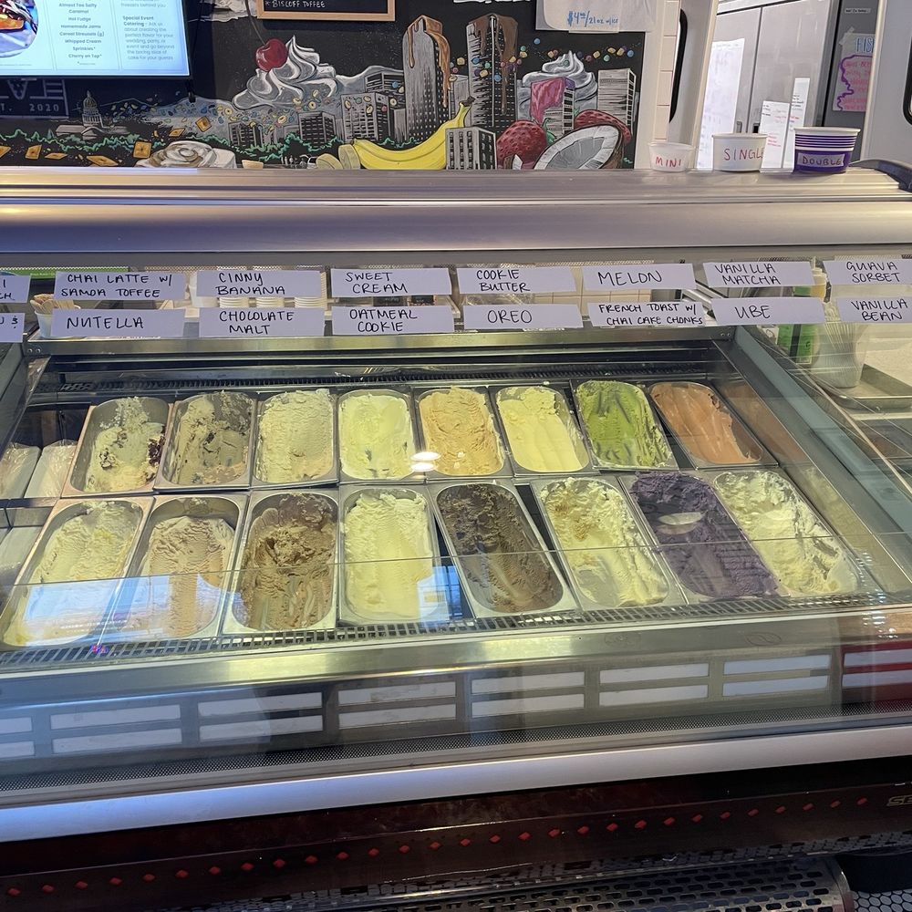 Right Cream - Counter flavors - Ice Cream & Frozen Yogurt Near Me - Denver, Colorado