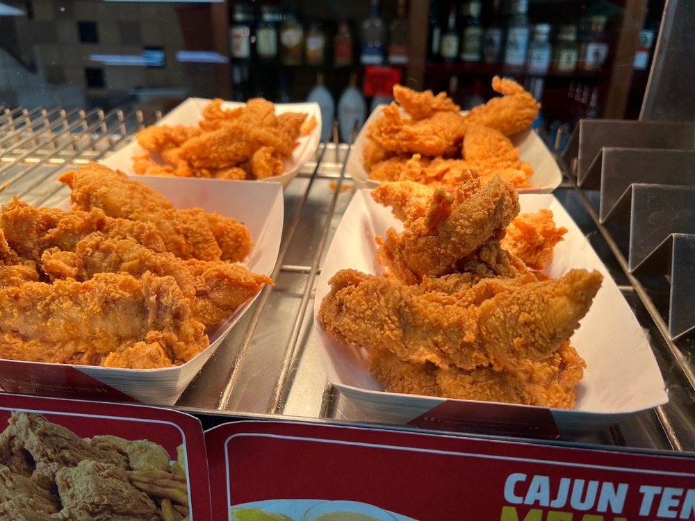 KRISPY KRUNCHY CHICKEN Updated January 2026 1164 N Front St krispy-krunchy-chicken-updated-january-2026-1164-n-front-st