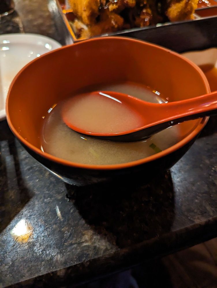Ichi-Umi Sushi & Ramen
