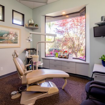 Robert E Bell, DDS - Oral Surgeons Near Me - Tulare, California Robert E Bell, DDS - Oral Surgeons Near Me - Tulare, California
