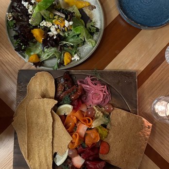 The Bear, The Fish, The Root & The Berry - Salmon platter - Canadian (New) Near Me - Osoyoos, British Columbia The Bear, The Fish, The Root & The Berry - Salmon platter - Canadian (New) Near Me - Osoyoos, British Columbia