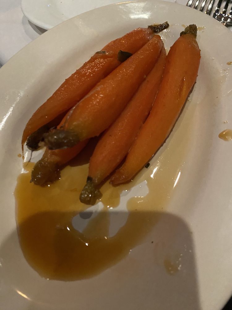 CHUBBY’S STEAKHOUSE 97 Photos & 90 Reviews 239 Monmouth St