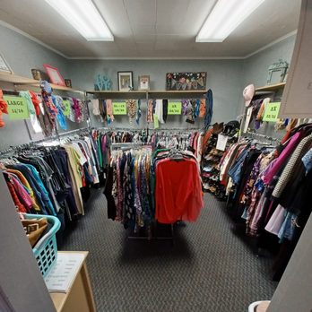 Love Thy Curves - Used, Vintage & Consignment Near Me - Boardman, Ohio Love Thy Curves - Used, Vintage & Consignment Near Me - Boardman, Ohio