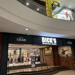 DICK'S Sporting Goods
