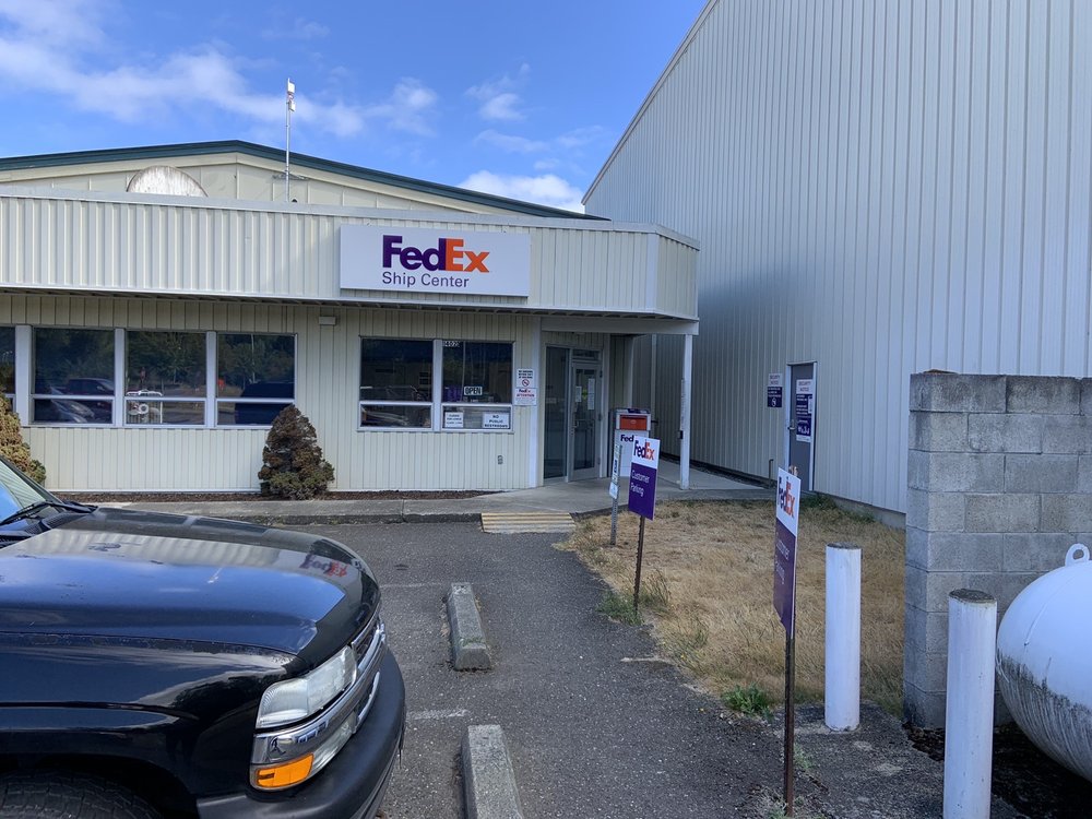 FEDEX SHIP CENTER Updated October 2024 1402I Fairchild Intl