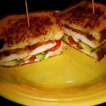 Crest Cafe - Chicken avocado sandwich - Breakfast & Brunch Near Me - Riverside, California