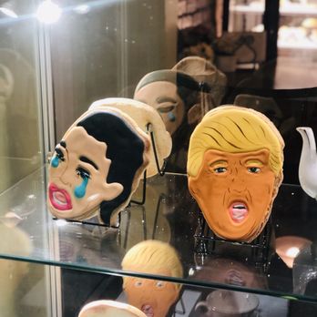 Funny Face Bakery - Cupcakes Near Me - New York, New York