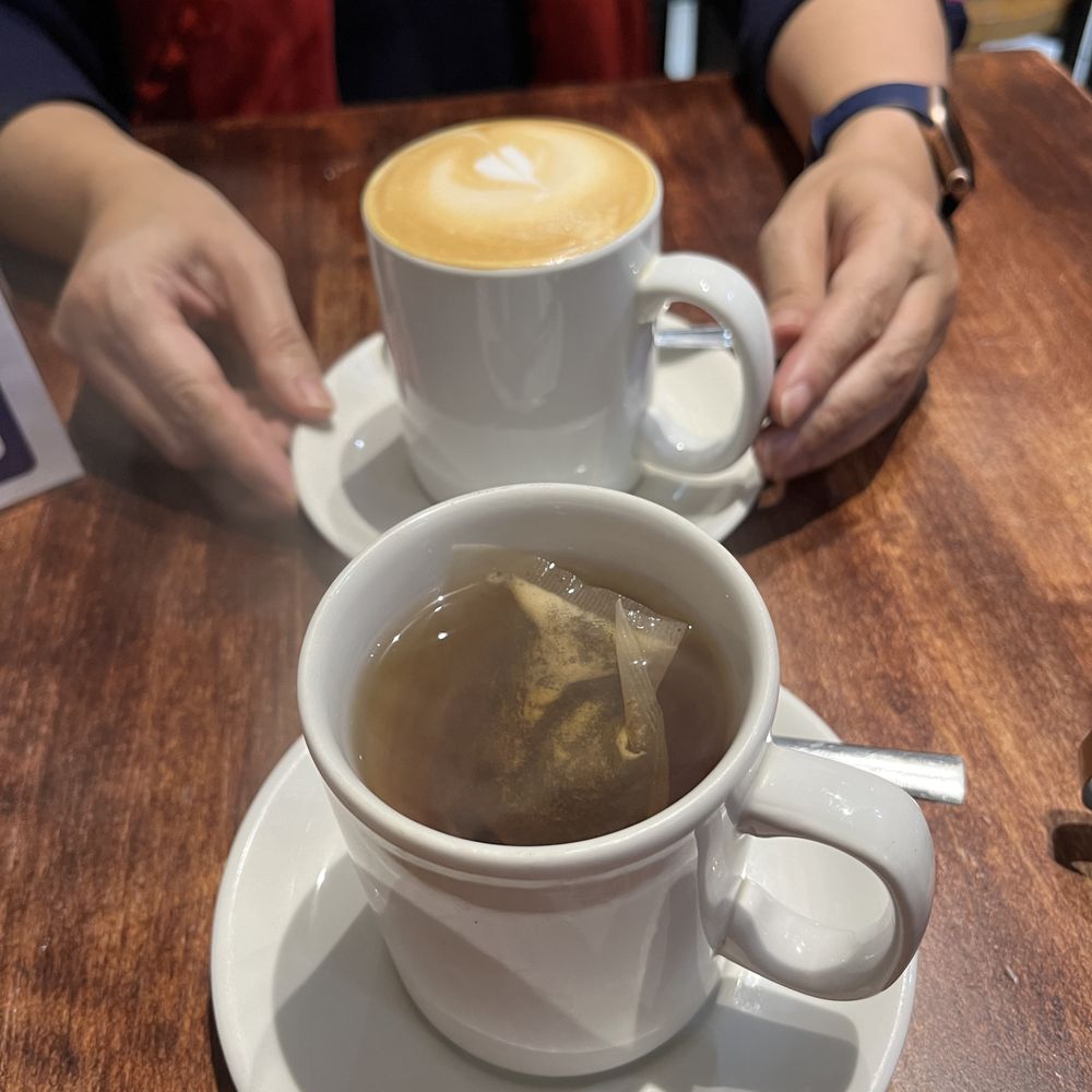 Fernando's - Coffee and tea - American Near Me - London, XGL Fernando's - Coffee and tea - American Near Me - London, XGL