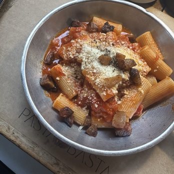 Pasta e Basta - Italian Near Me - Miami, Florida
