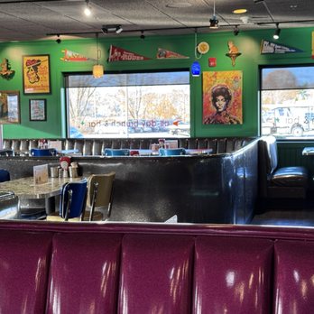 The Friendly Toast - Breakfast & Brunch Near Me - Danvers, Massachusetts The Friendly Toast - Breakfast & Brunch Near Me - Danvers, Massachusetts