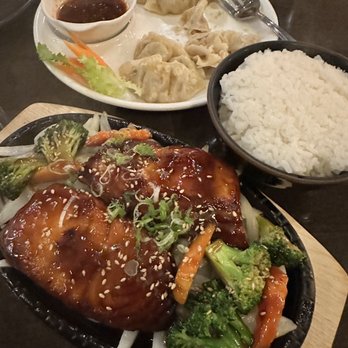 Itto Sushi - Teriyaki salmon dinner - Korean Near Me - Jersey City, New Jersey Itto Sushi - Teriyaki salmon dinner - Korean Near Me - Jersey City, New Jersey
