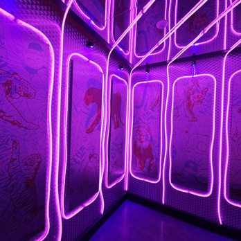 LAS VEGAS HILTON AT RESORTS WORLD - Updated December 2025 - 1065 Photos