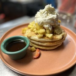 South Seas - Fresh tropical fruit pancakes