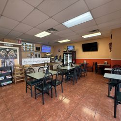 J's Chicken & Rice Plus - In lside