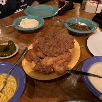 Babe's Chicken Dinner House - Chicken Shop Near Me - Arlington, Texas
