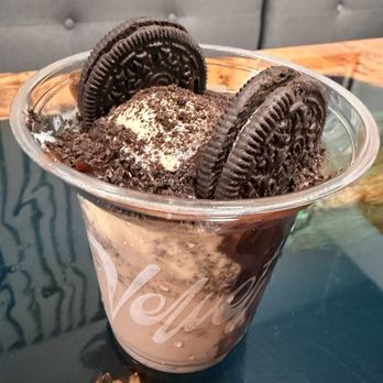 Velvet - Oreo Cookies & Cream Sicilian Pistachio so delish!!! - Ice Cream & Frozen Yogurt Near Me - San Fernando Valley, California Velvet - Oreo Cookies & Cream Sicilian Pistachio so delish!!! - Ice Cream & Frozen Yogurt Near Me - San Fernando Valley, California
