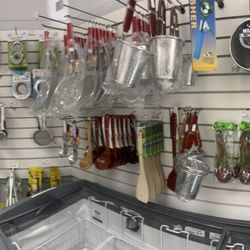 Inlay Asian Market - Cooking utensils
