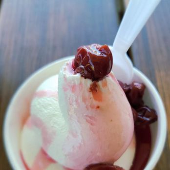 Kate's Country Cousins - Kate's County Cousins Baby Cherry Sundae - Farmers Market Near Me - Lancaster, New York