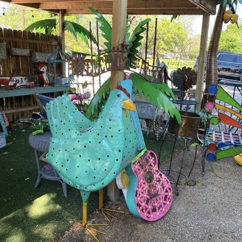 Pandora's Box - Antiques Near Me - Frankston, Texas