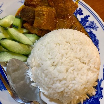 Banana Leaf - Beef Rendang Rice - Malaysian Near Me - Philadelphia, Pennsylvania