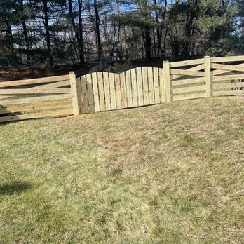 Romero's Fence & Deck - New double gate utilizing one existing 6x6 post and one newly-installed post. - Fences & Gates Near Me - Waldorf, Maryland Romero's Fence & Deck - New double gate utilizing one existing 6x6 post and one newly-installed post. - Fences & Gates Near Me - Waldorf, Maryland