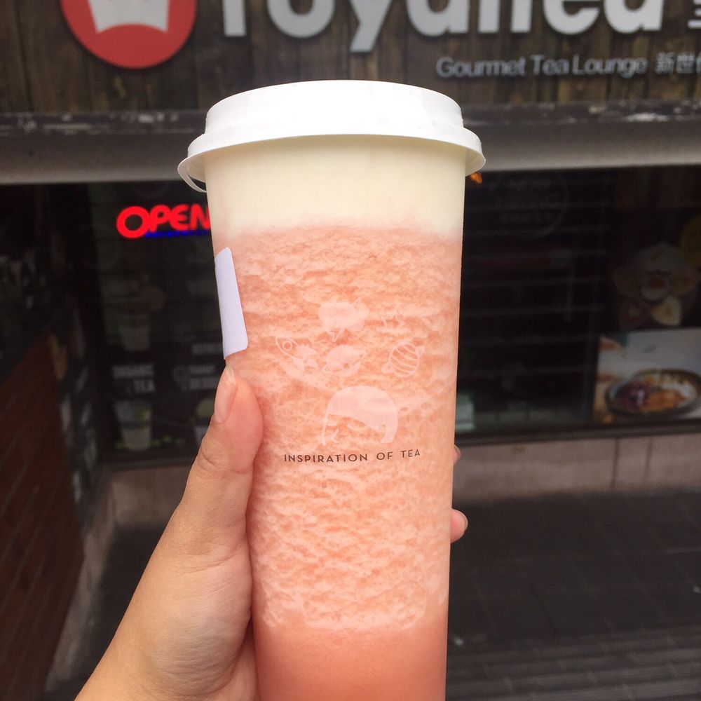 Royaltea - Fresh watermelon with mousse (green tea) - Bubble Tea Near Me - Toronto, Ontario