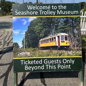 Seashore Trolley Museum - Museums Near Me - Kennebunkport, Maine
