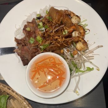 Hên Vietnamese Restaurant - Sandwiches Near Me - Cherry Hill Township, New Jersey Hên Vietnamese Restaurant - Sandwiches Near Me - Cherry Hill Township, New Jersey