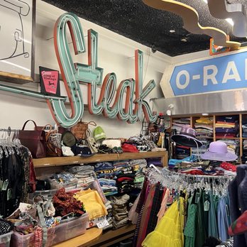 Meow - Used, Vintage & Consignment Near Me - Long Beach, California