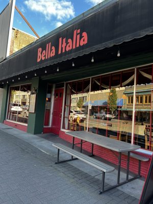 Bella Italia by null