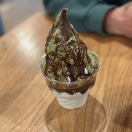 Dubai chocolate froyo Dubai chocolate froyo