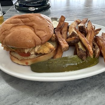 Beach Glass Lounge - Perch sandwich, lunch special - Seafood Near Me - Lakeside Marblehead, Ohio