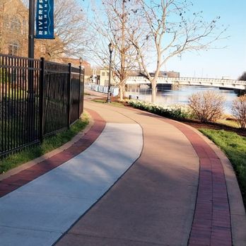 Riverfront Riverwalk - Landmarks & Historical Buildings Near Me - Wilmington, Delaware