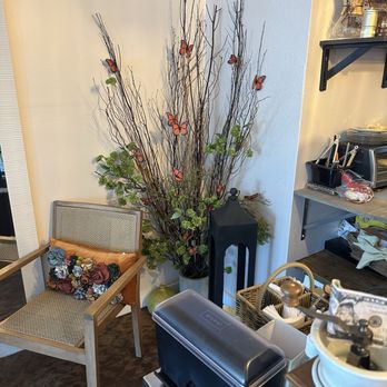 Huitzitzilin Café - Coffee & Tea Near Me - Dallas, Texas Huitzitzilin Café - Coffee & Tea Near Me - Dallas, Texas